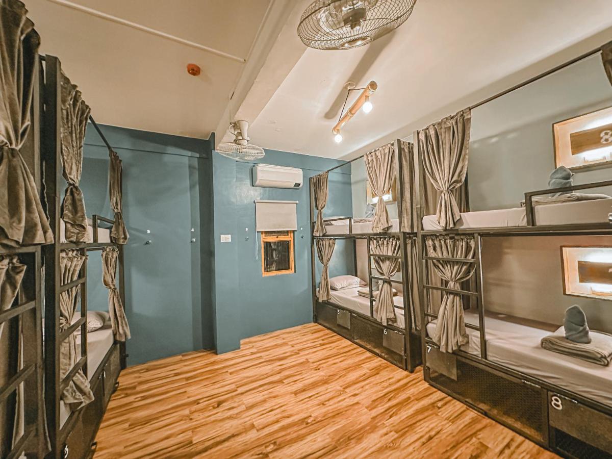 Outpost Hostel - Coron Zewnętrze zdjęcie