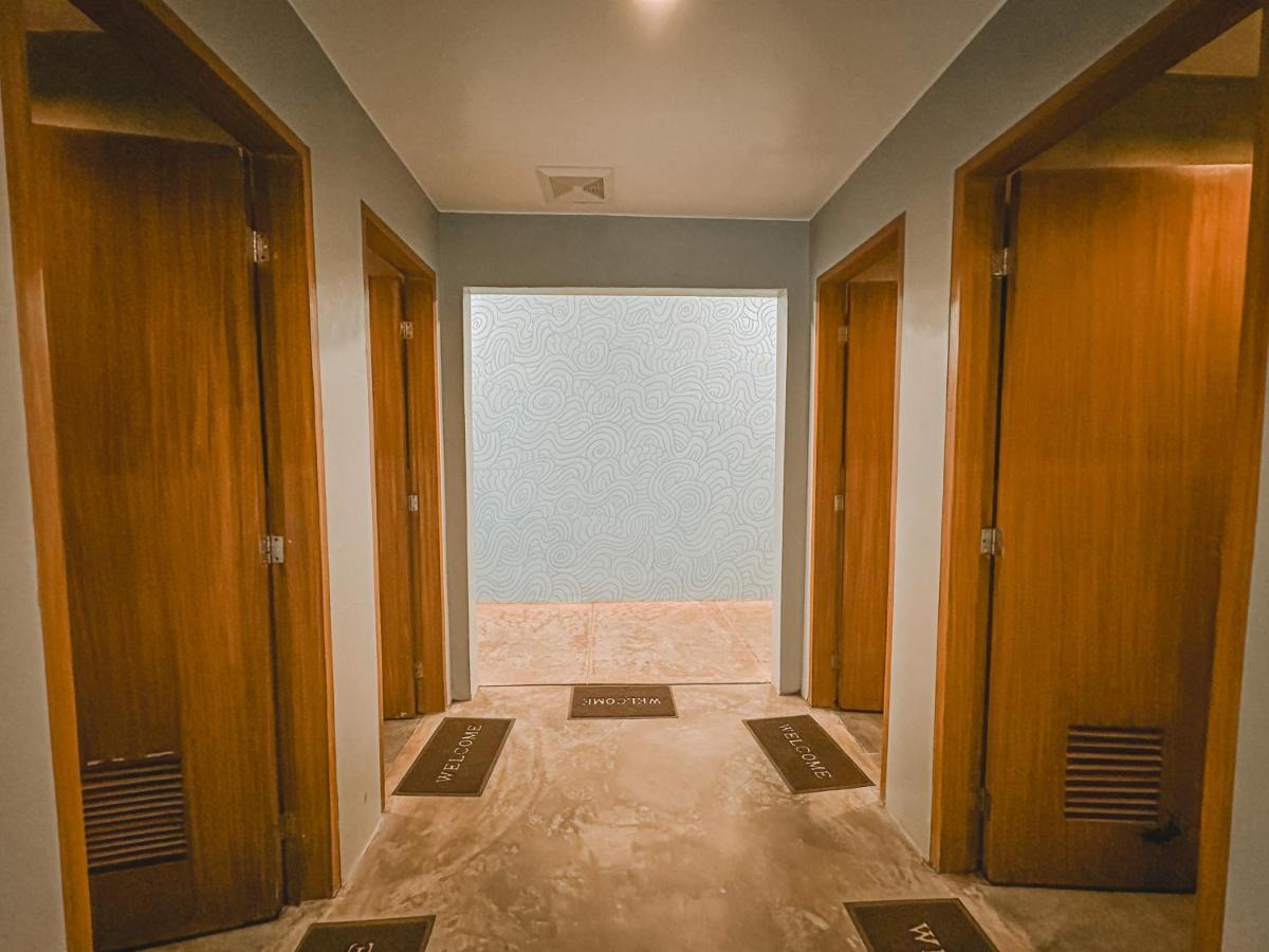 Outpost Hostel - Coron Zewnętrze zdjęcie