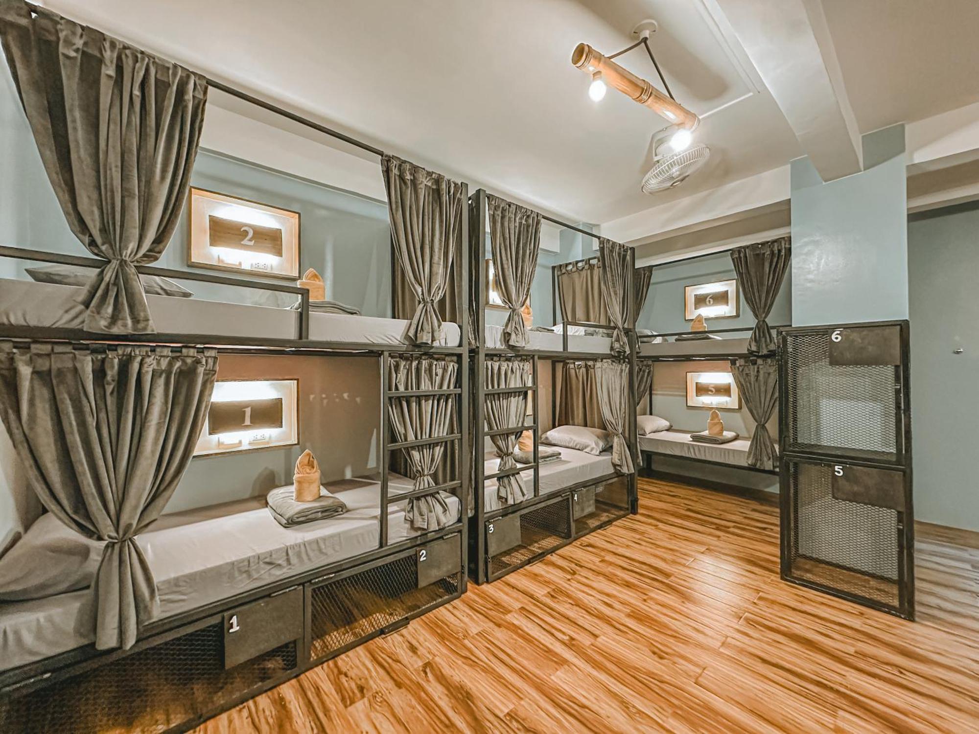 Outpost Hostel - Coron Zewnętrze zdjęcie