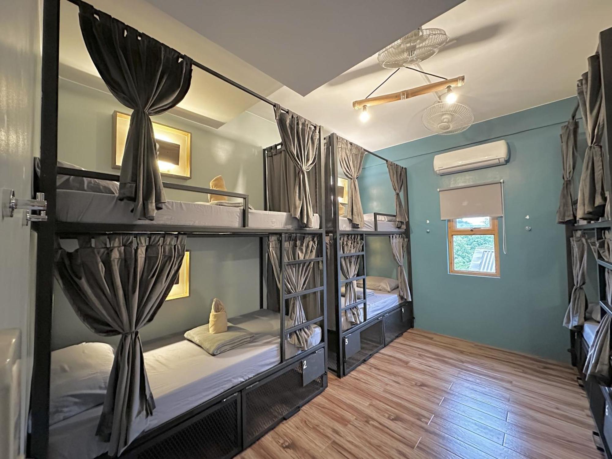 Outpost Hostel - Coron Zewnętrze zdjęcie