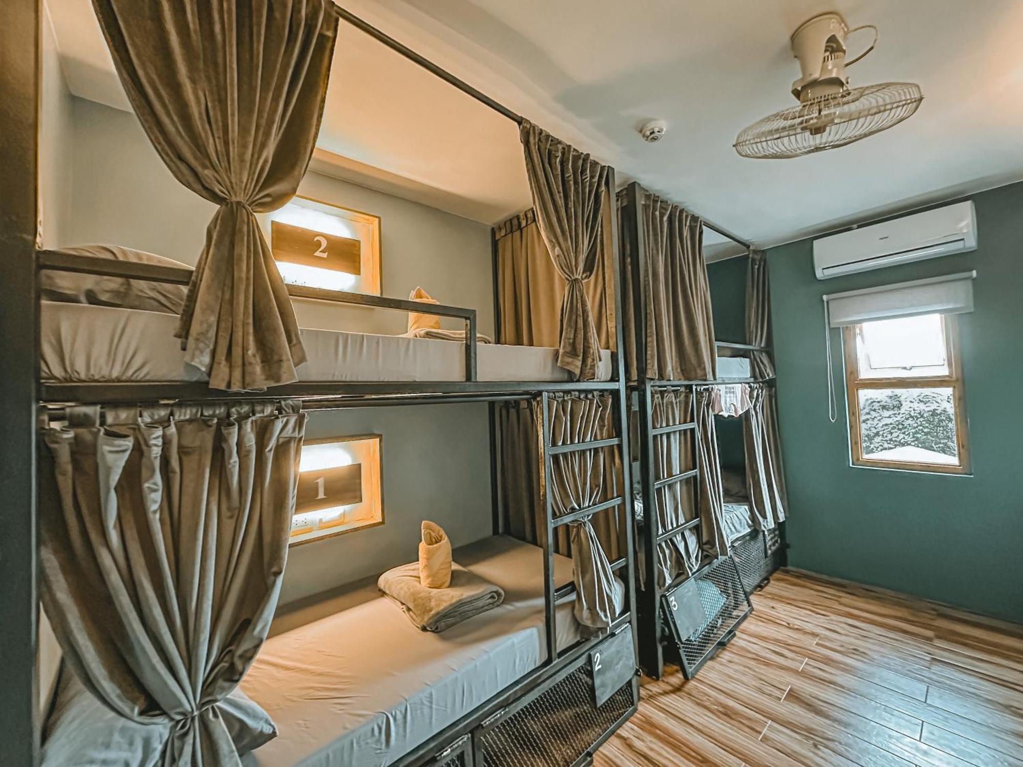 Outpost Hostel - Coron Zewnętrze zdjęcie