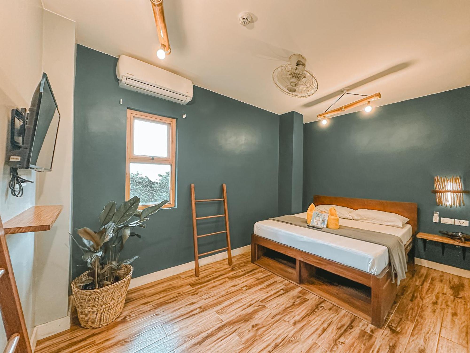Outpost Hostel - Coron Zewnętrze zdjęcie